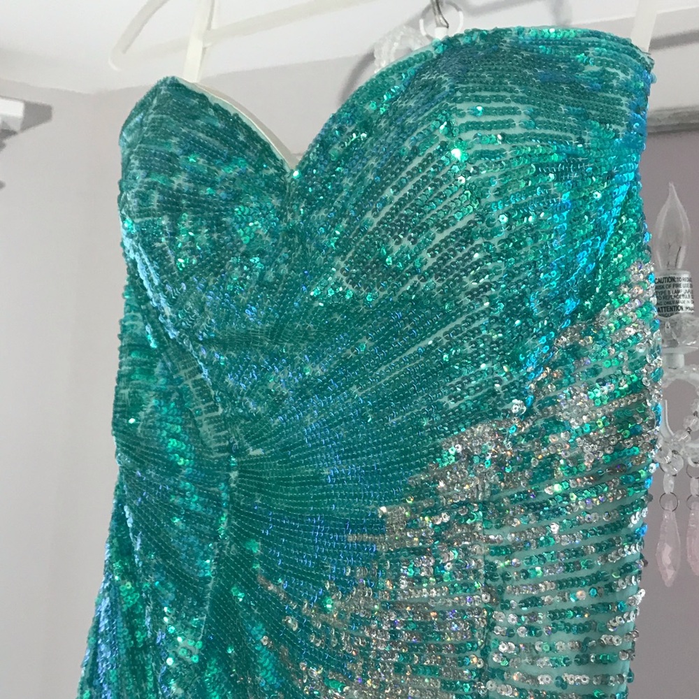 Green Sequined Prom Dress